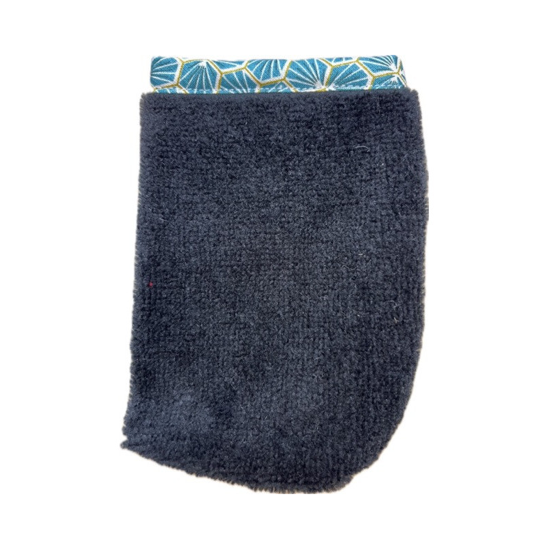 Petits Gants en Éponge Bambou – Douceur, Autonomie et Praticité Petits Gants en Éponge Bambou – Douceur, Autonomie et Praticité