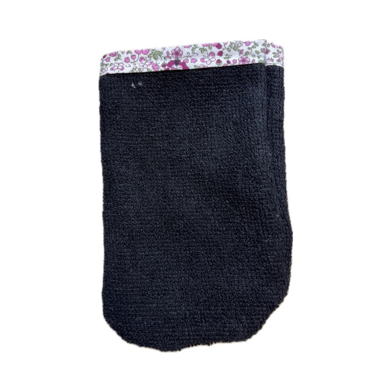 Petits Gants en Éponge Bambou – Douceur, Autonomie et Praticité Petits Gants en Éponge Bambou – Douceur, Autonomie et Praticité