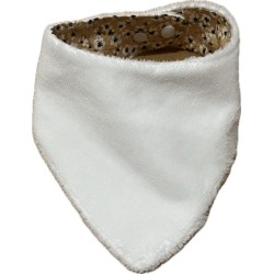 bavoirs anti-bavouilles : l’allié des poussées dentaires