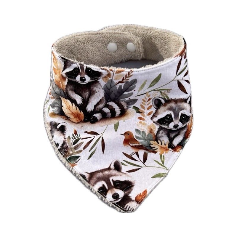 bavoirs anti-bavouilles : l’allié des poussées dentaires