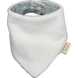 bavoirs anti-bavouilles : l’allié des poussées dentaires