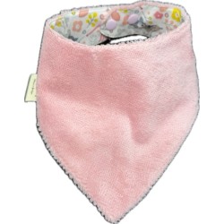 bavoirs anti-bavouilles : l’allié des poussées dentaires