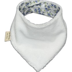 bavoirs anti-bavouilles : l’allié des poussées dentaires